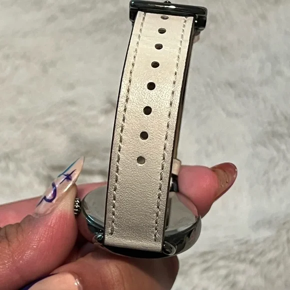 Coach watch! - Picture 7 of 8